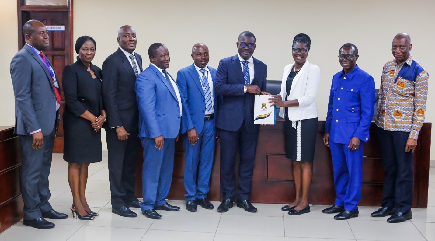 The MD of Prudential Bank (4th from left) and his team with the Vice-Chancellor (4th from right) and some management members of UCCThe MD of Prudential Bank (4th from left) and his team with the Vice-Chancellor (4th from right) and some management members