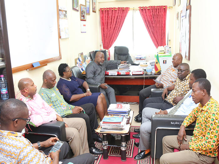 Pro Vice-Chancellor interacting with staff of the Directorate of Internal Audit