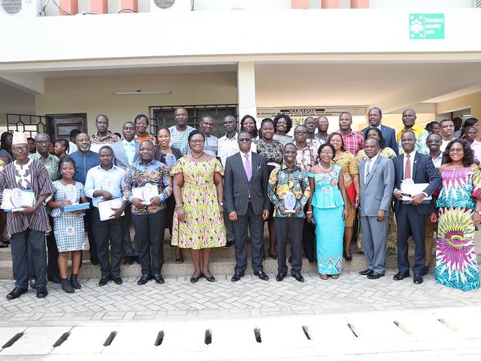 Awardees with the dignitaries