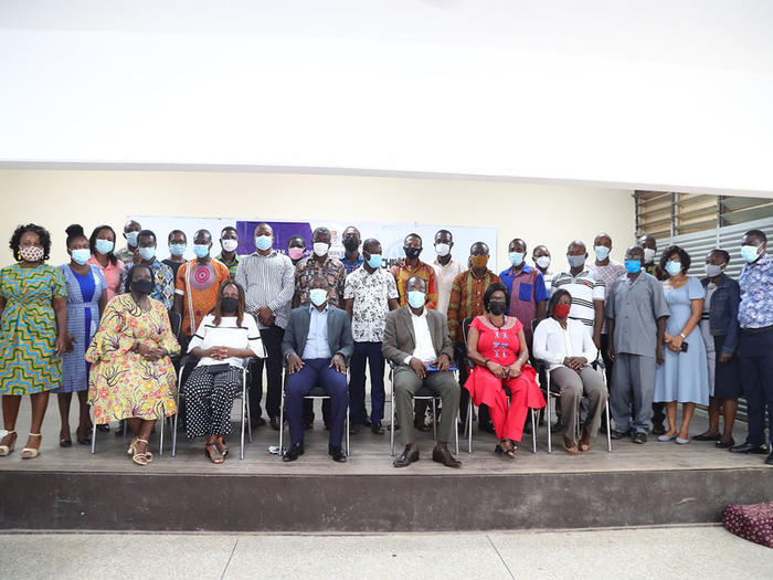 Participants with dignitaries Participants with dignitaries
